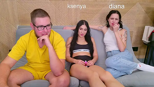 Ksenny online show from 10/28/25, 08:00