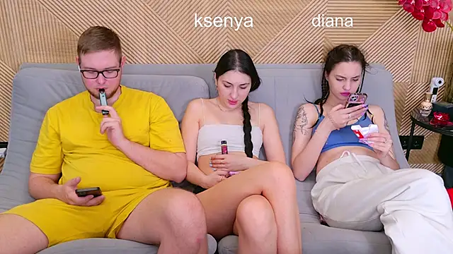 Ksenny online show from 04/20/26, 05:54