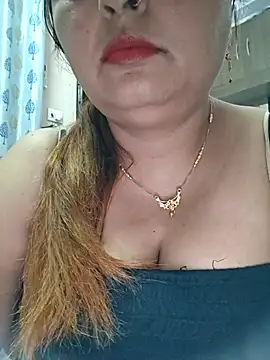 Snapshot of Dianaa9 chatting on 11/03/25, 07:31 Dianaa9 online show from 11/03/25, 07:31