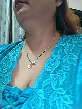 Snapshot of Dianaa9 chatting on 05/07/26, 03:06 Dianaa9 online show from 05/07/26, 03:06