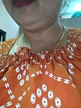 Snapshot of Dianaa9 chatting on 06/17/26, 08:50 Dianaa9 online show from 06/17/26, 08:50