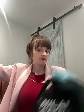 Snapshot of victoirenextdoor chatting on 10/22/25, 11:32 victoirenextdoor online show from 10/22/25, 11:32