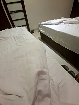 Exhibitionist1508 online show from 11/04/25, 06:45