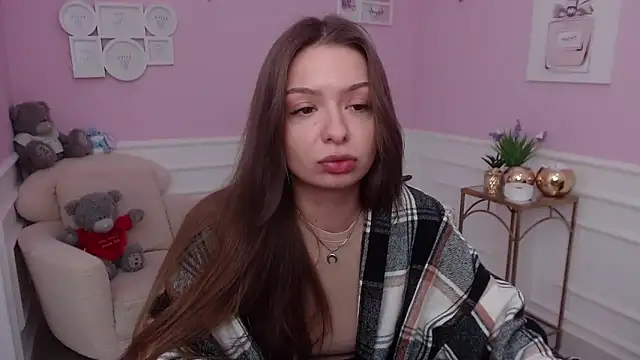 Snapshot of LucySkilar chatting on 11/03/25, 07:31 LucySkilar online show from 11/03/25, 07:31