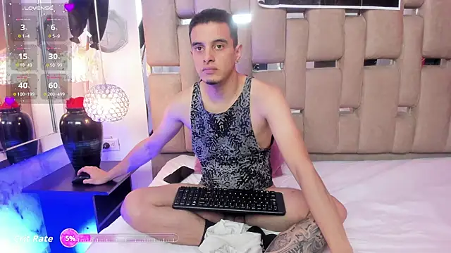 Snapshot of Maximo__ chatting on 10/22/25, 08:41 Maximo online show from 10/22/25, 08:41