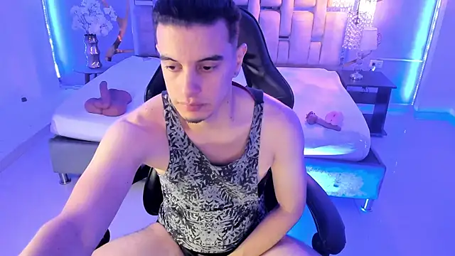 Snapshot of Maximo__ chatting on 11/02/25, 09:17 Maximo online show from 11/02/25, 09:17