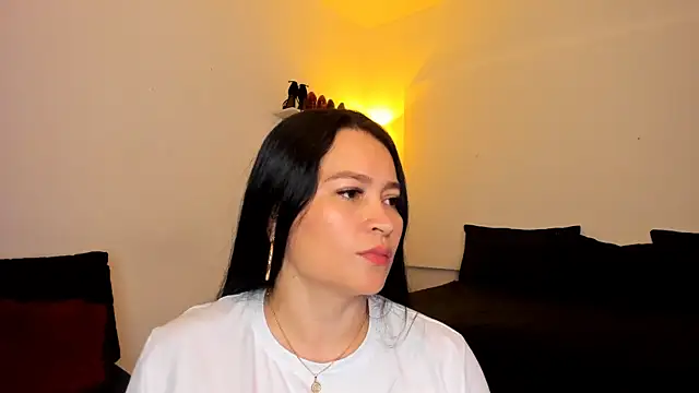 leslie k online show from 02/26/25, 01:43