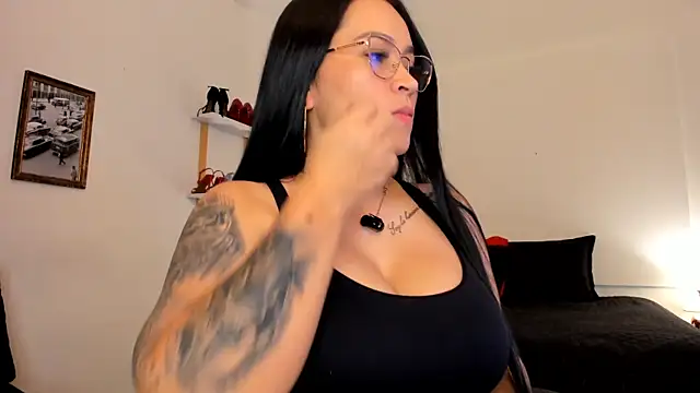 leslie k online show from 03/08/25, 03:39