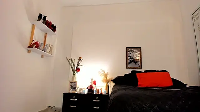 leslie k online show from 03/15/25, 11:19
