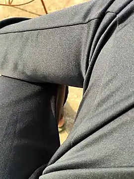 Brown Munda047 online show from 01/06/26, 05:33