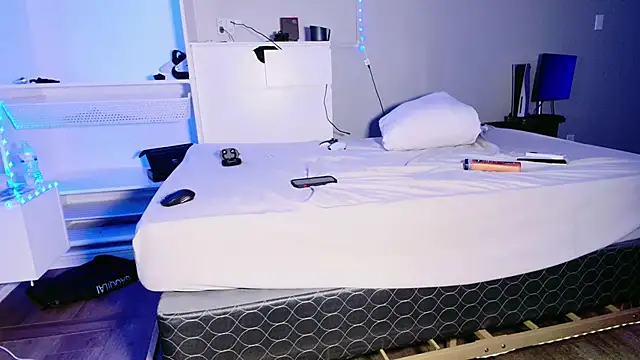 THICKwithDICKK online show from 03/10/25, 12:15