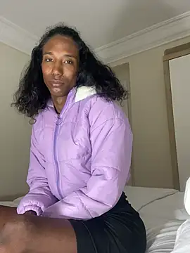 tamarabigass1 online show from 12/18/24, 11:40