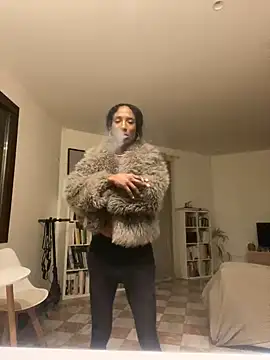 tamarabigass1 online show from 02/02/25, 06:15