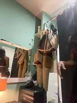 tamarabigass1 online show from 02/22/25, 08:09