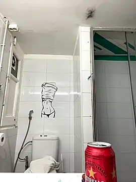 tamarabigass1 online show from 10/02/25, 12:28