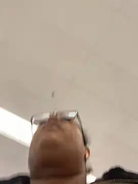 ebonyred online show from 03/06/25, 07:21