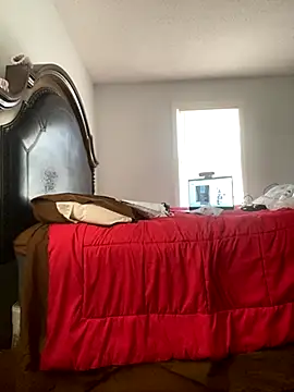 ebonyred online show from 11/13/25, 05:23