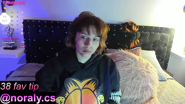 hey noraly online show from 10/17/25, 04:04