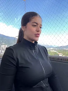 MelissaWaltton online show from 03/17/25, 08:19