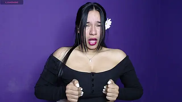 Lolitta xxx online show from 03/09/25, 04:16