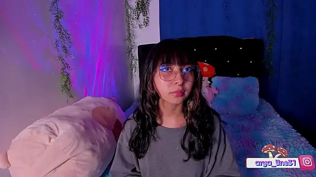 arysUwU online show from 02/08/25, 01:54