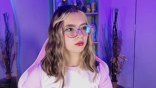 EmilyMiller  online show from 10/23/25, 04:50