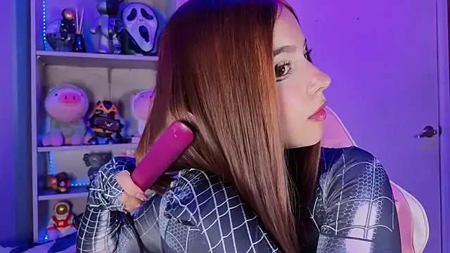 EmilyMiller  online show from 11/08/25, 08:40