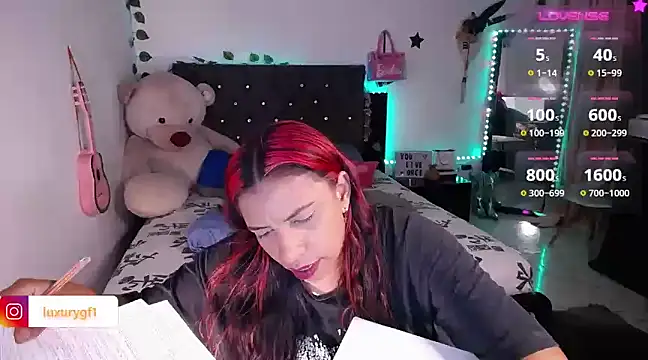 Pocahontaslovex online show from 01/14/25, 11:58