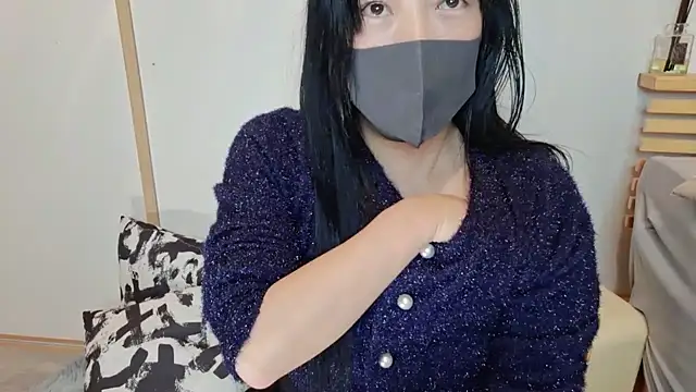 Snapshot of RIkAcyu_sc chatting on 12/16/24, 08:58 RIkAcyu sc online show from 12/16/24, 08:58