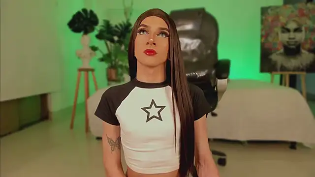 Taylor  foxxx online show from 12/11/24, 07:09