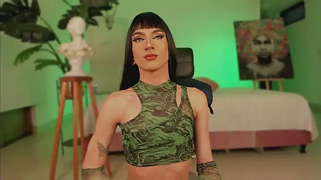 Taylor  foxxx online show from 02/01/25, 07:15