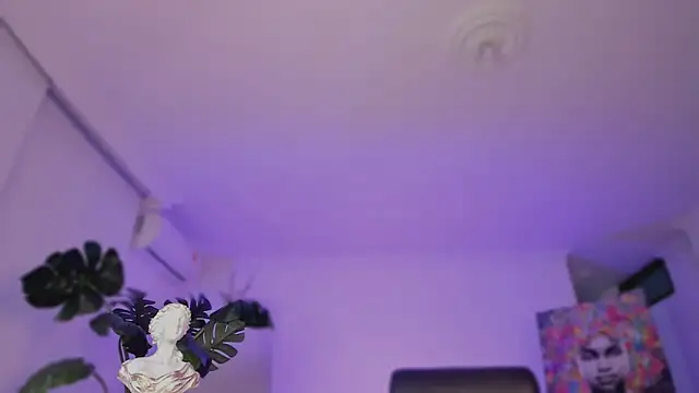 Taylor  foxxx online show from 02/13/25, 04:11