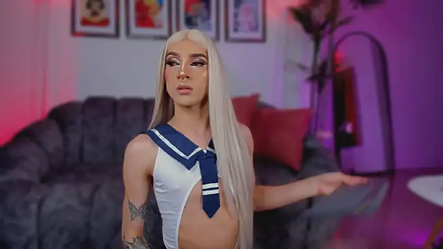 Taylor  foxxx online show from 09/10/25, 05:07