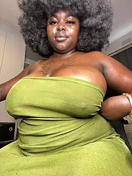 Honeycoco0211 online show from 04/12/26, 07:35