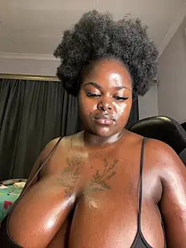 Honeycoco0211 online show from 06/20/26, 07:49