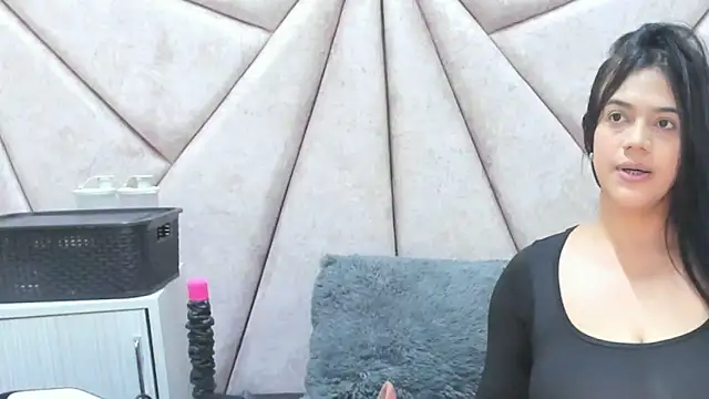 Deisy Torres online show from 12/17/24, 01:27