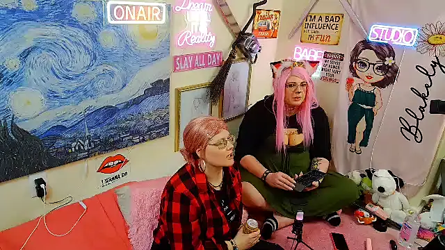 Blakelytgirl online show from 04/01/26, 03:42