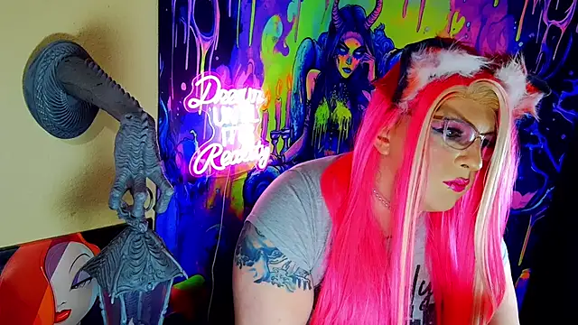 Snapshot of Blakelytgirl chatting on 05/15/26, 04:52 Blakelytgirl online show from 05/15/26, 04:52