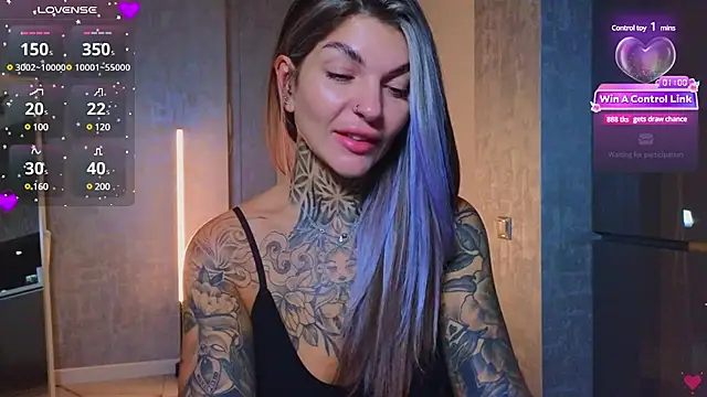 Snapshot of tattooedBabyy chatting on 02/09/25, 11:47 tattooedBabyy online show from 02/09/25, 11:47