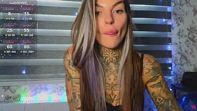 Snapshot of tattooedBabyy chatting on 03/02/25, 10:35 tattooedBabyy online show from 03/02/25, 10:35