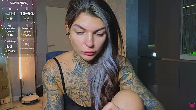 Snapshot of tattooedBabyy chatting on 03/04/25, 12:55 tattooedBabyy online show from 03/04/25, 12:55