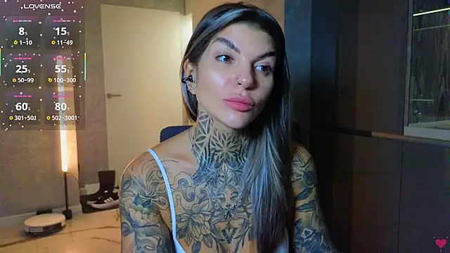Snapshot of tattooedBabyy chatting on 03/21/25, 02:51 tattooedBabyy online show from 03/21/25, 02:51