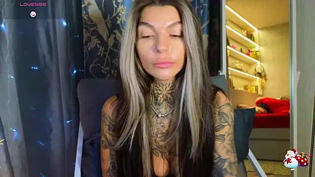 tattooedBabyy online show from 12/18/25, 08:53