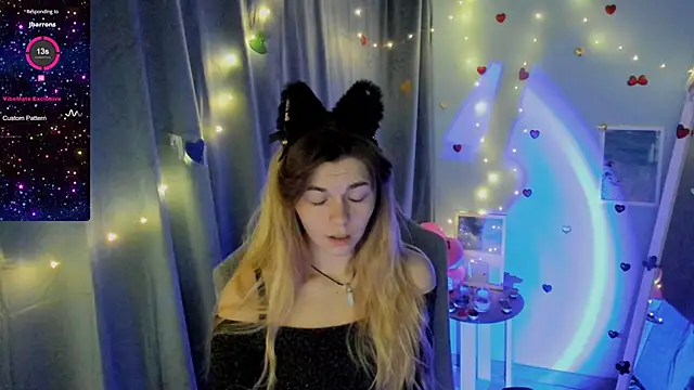 Sweet me  online show from 02/19/25, 07:05