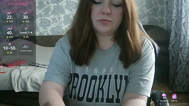 Snapshot of Sabrina_Poison chatting on 12/06/24, 08:15 Sabrina Poison online show from 12/06/24, 08:15