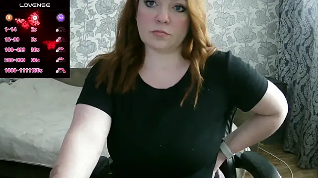 Snapshot of Sabrina_Poison chatting on 02/07/25, 09:47 Sabrina Poison online show from 02/07/25, 09:47