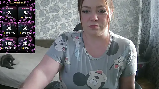 Snapshot of Sabrina_Poison chatting on 10/16/25, 06:47 Sabrina Poison online show from 10/16/25, 06:47