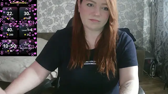 Snapshot of Sabrina_Poison chatting on 10/29/25, 07:54 Sabrina Poison online show from 10/29/25, 07:54