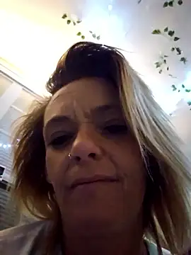 Dixiefaye Pika online show from 04/21/26, 01:42