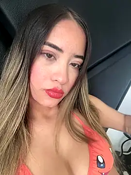 ScarlettAndClark online show from 10/19/25, 04:51